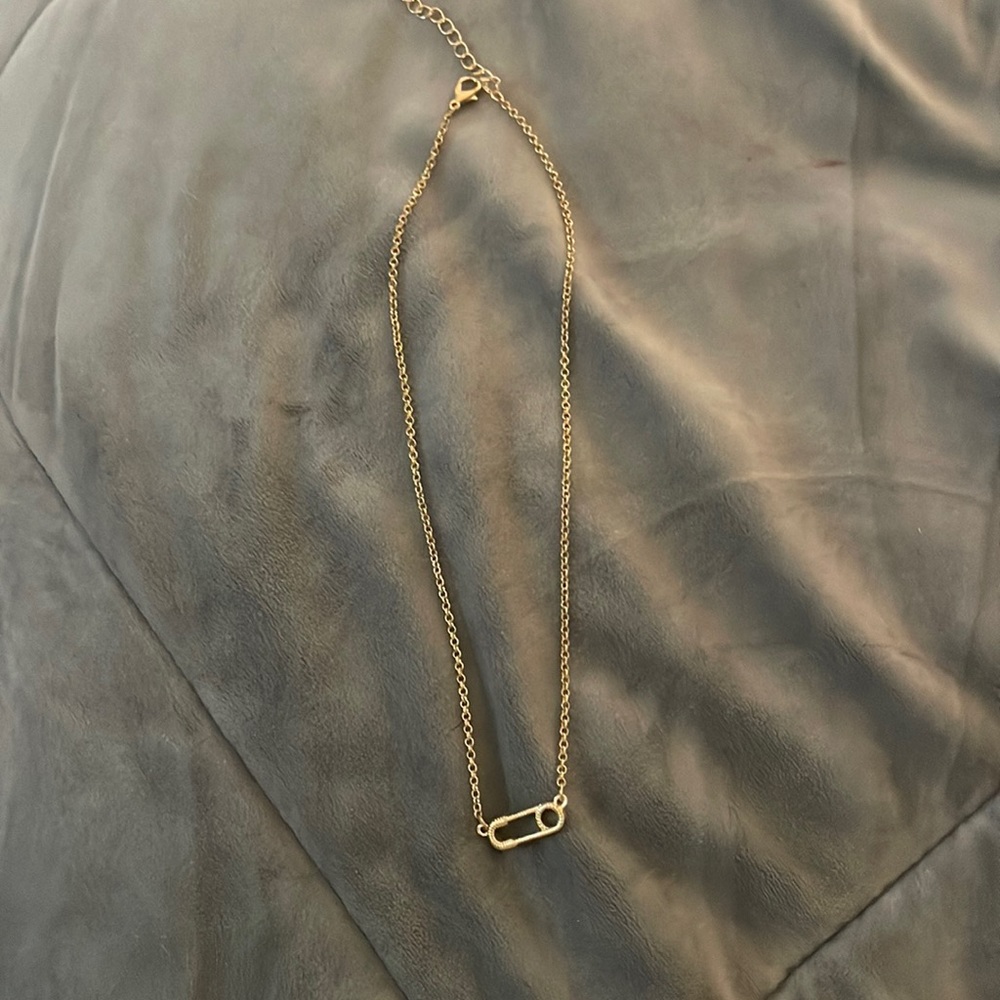 Gold necklace never been worn!